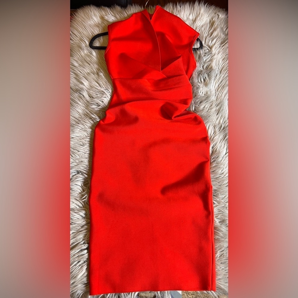 Like new stunning Valiemt Paris dress - Picture 2 of 5